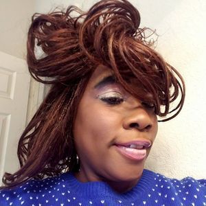 Meet your Posher, Paulette